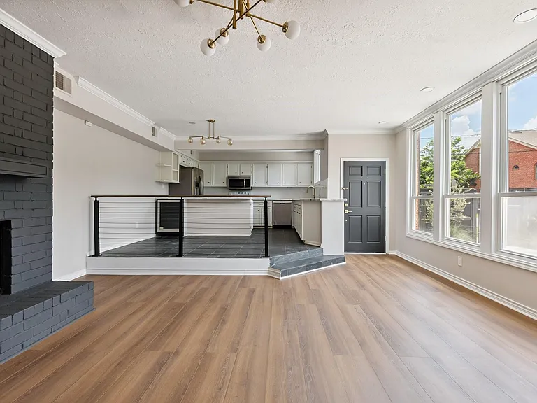 601 Sandman St — Photo 9
