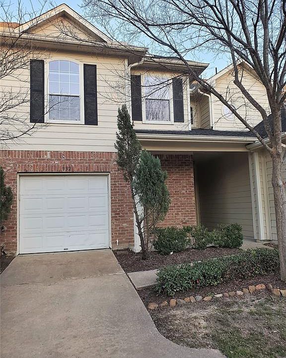 1st image of 932 Sterling Creek Cir