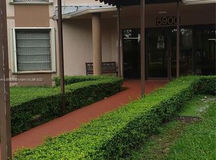 5900 SW 127th Ave APT 3202, Miami, FL 33183