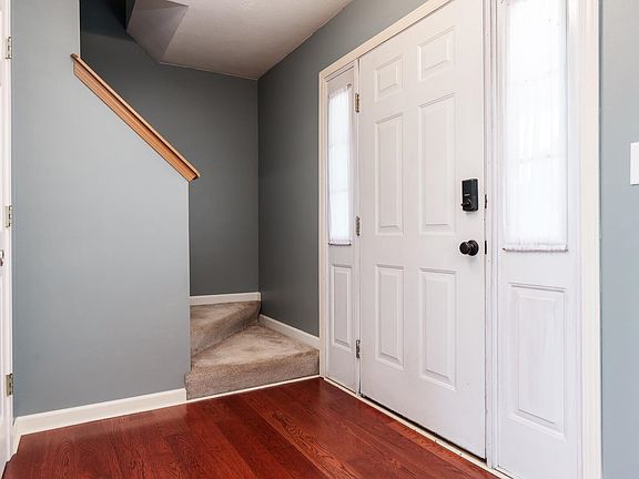 5th image of 5012 Talaton St