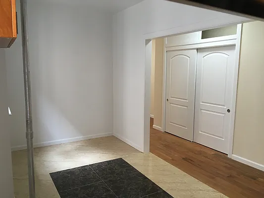 Rented by NCR Real Estate | media 10