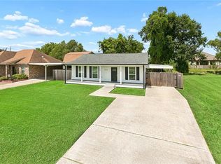924 Gassen St, Luling, LA 70070