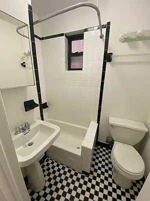 Rented by Best Apartments North Inc | media 25