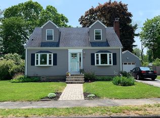 13 Thistledale Rd, Wakefield, MA 01880