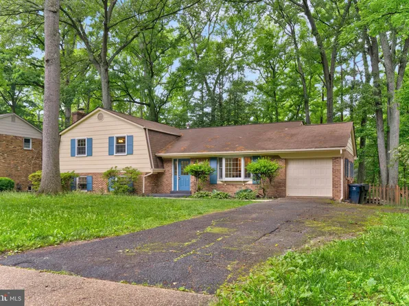 9218 Craig Ave, Alexandria, VA 22309