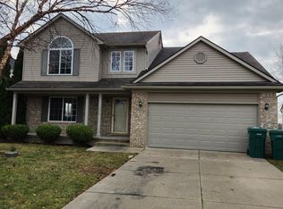 7862 Greene Farm Dr, Ypsilanti, MI 48197