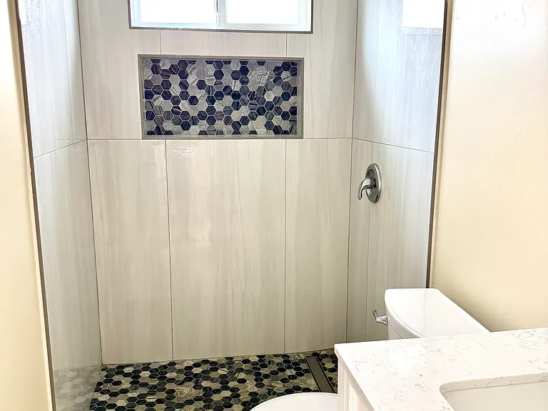 Full bathroom on second floor