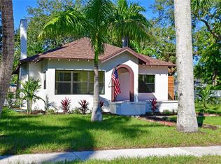302 24th St W, Bradenton, FL 34205