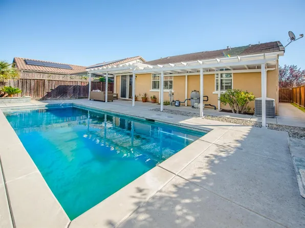 1916 Campos Ave, Woodland, CA 95776