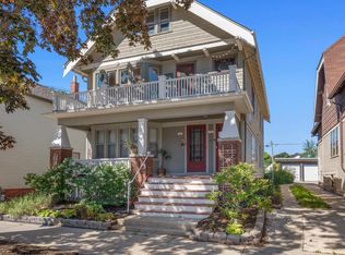 1845 North Warren AVENUE #1847, Milwaukee, WI