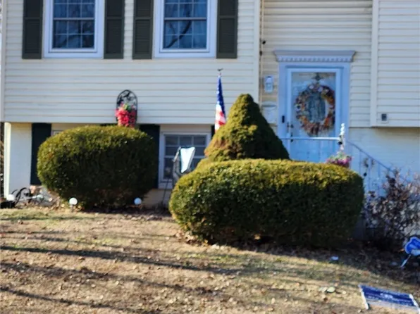 704 Dover Ave, Middletown, OH 45044