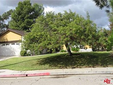 3rd image of 15351 Larkspur St