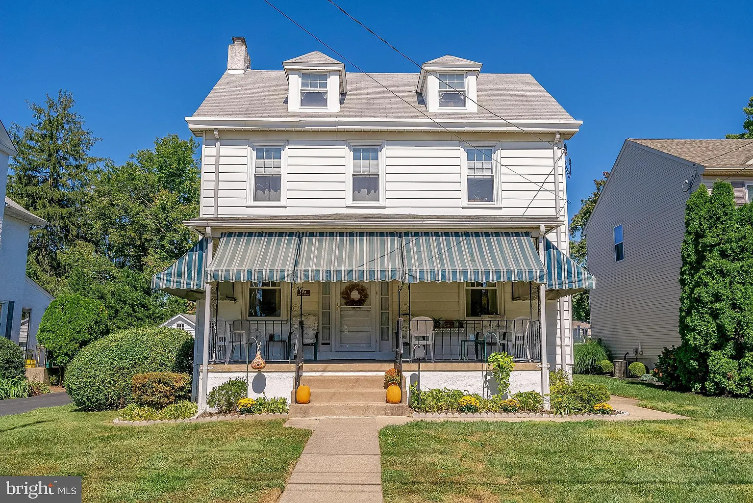 341 Trinity Ave photo 1
