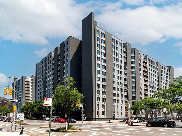 1966 1st Ave #2K — Photo 16