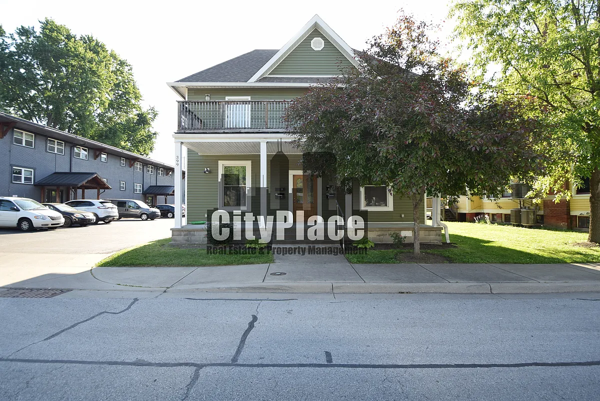 Photo 1 of 18 - 399 N Main St #2 - Franklin, IN Primary Photo - 399 N Main St #2