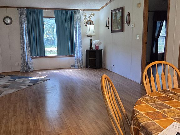 5th image of 11643 Chateau Ln