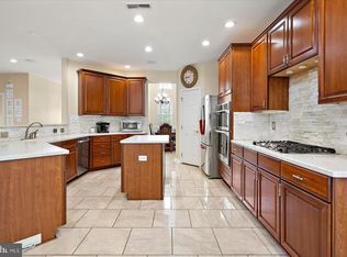 8705 Habitat Ct, Berlin, MD 21811