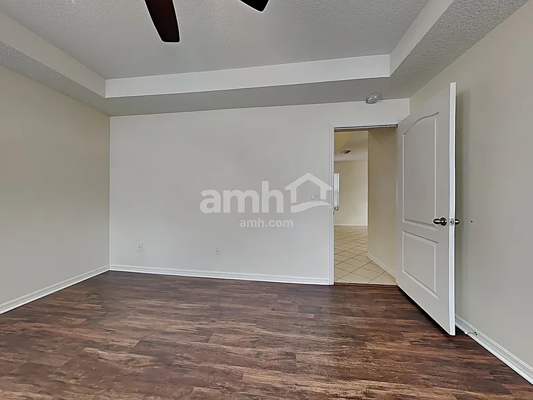 1002 Harvest Moon Dr — Photo 10