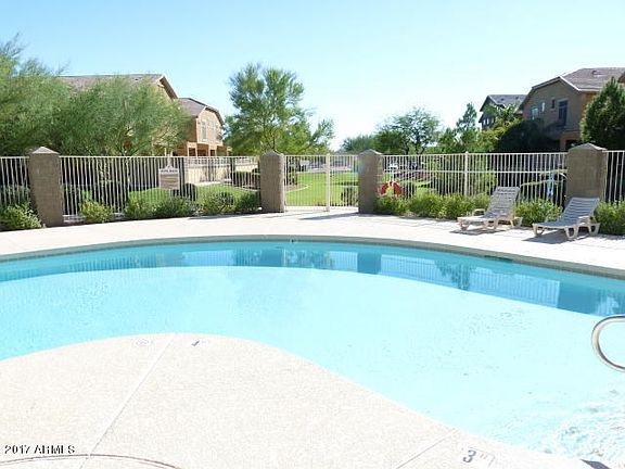 20101105022633214494000000-o