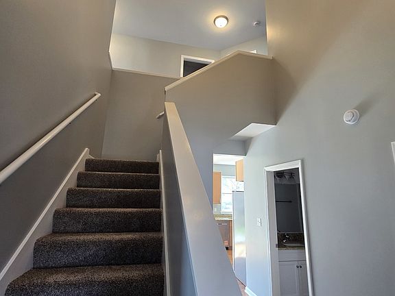 2nd image of 4 Joseph Ct