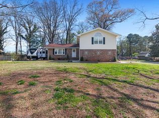1356 Cotton Creek Dr, Lawrenceville, GA
