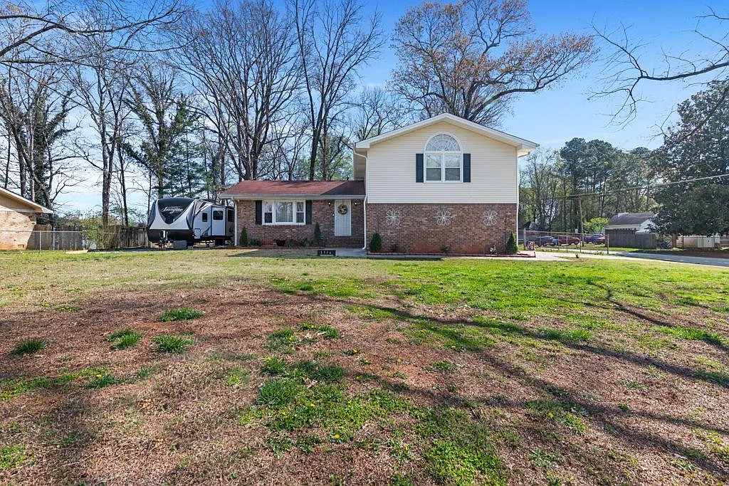 1356 Cotton Creek Dr photo 1