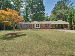 307 Oak St, Madison, NC 27025