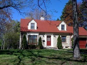 1st image of 338 Riverview Dr