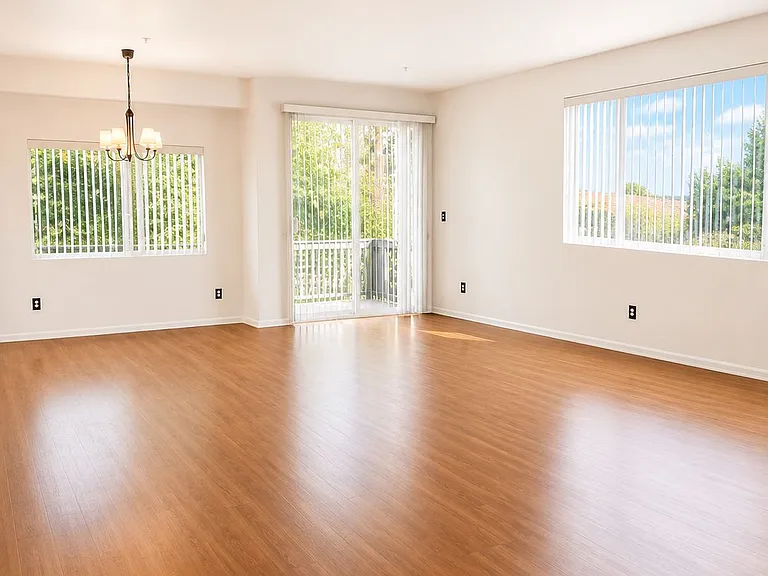 10756 Camarillo St #201 — Photo 2