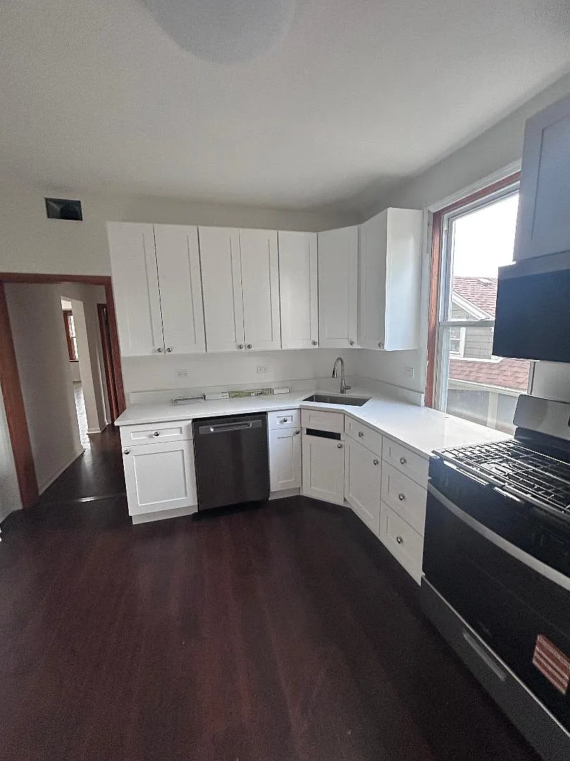 2 bed, $1,850 — Photo 4