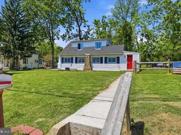 151 Mill Rd, Norristown, PA 19401