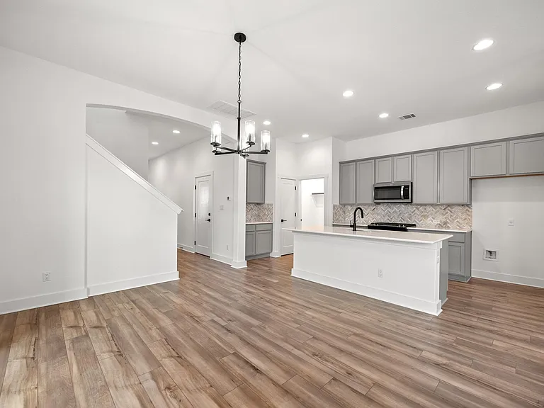 5312 Bruno St — Photo 5