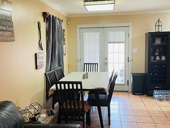 5th image of 189 Colorado Dr