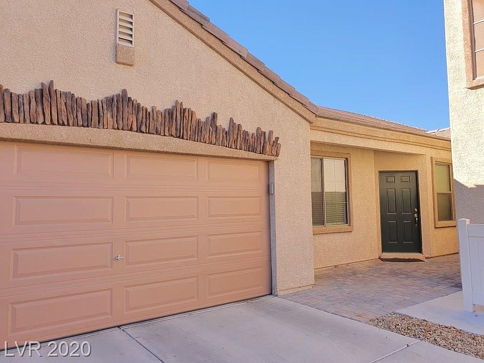 1st image of 529 Coastal Dreams Ave