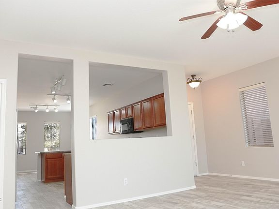 5th image of 20792 N CARMEN Avenue
