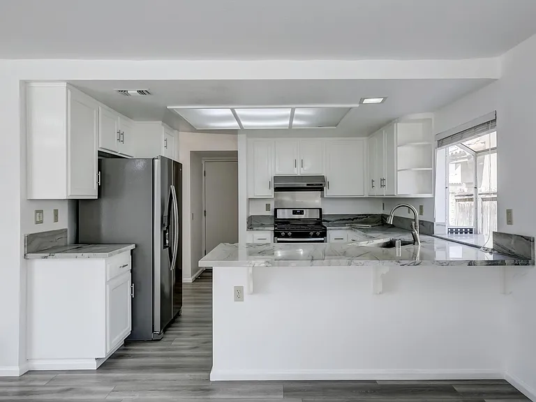 34921 Shadow Wood Dr — Photo 7