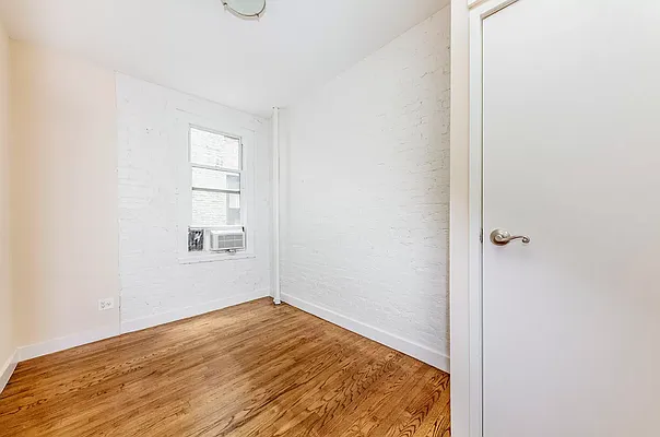 Rented by Douglas Elliman | media 28