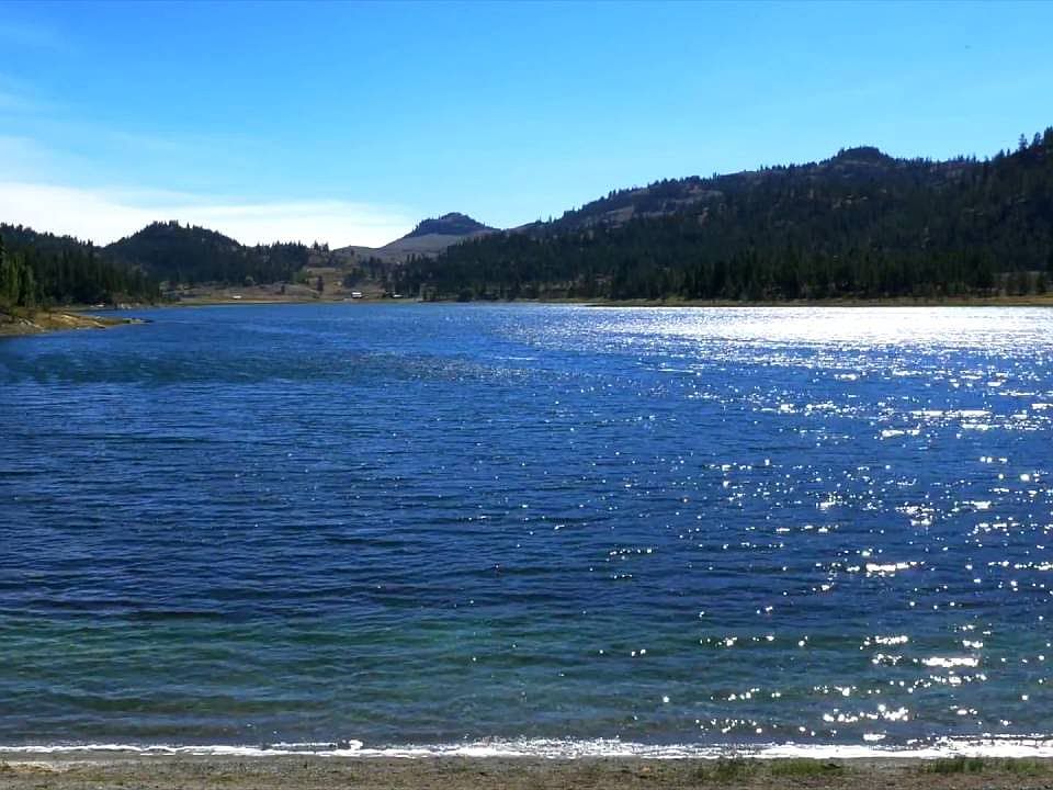 1st image of Lakefront Dr