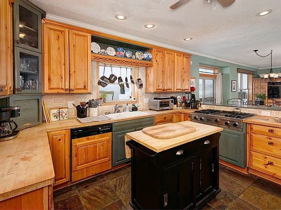 4th image of 642 High Point Drive