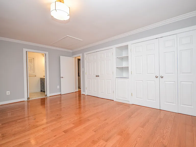 9108 Weant Dr — Photo 23
