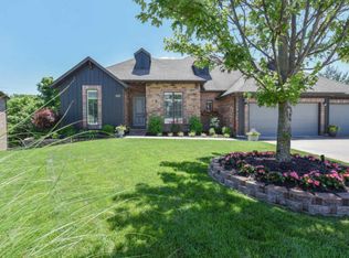 6520 S Meadowview Ave, Ozark, MO 65721