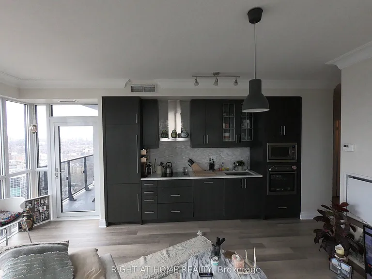 28 Ted Rogers Way #3304 — Photo 2