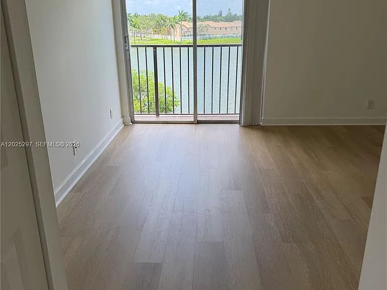 8560 N Sherman Cir #404 — Photo 11
