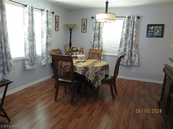 4th image of 43 Desert Candle Cir