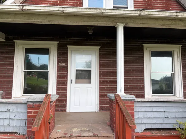 560 Sheridan St, Hermitage, PA 16148