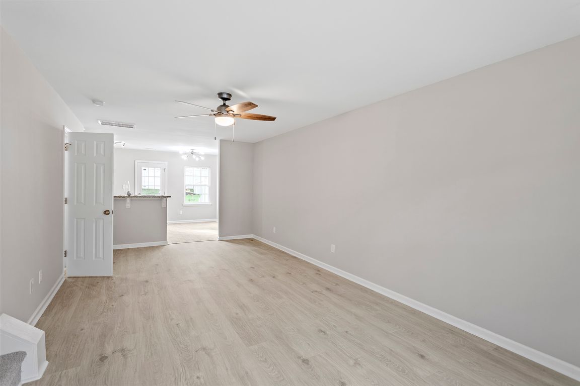 next background image