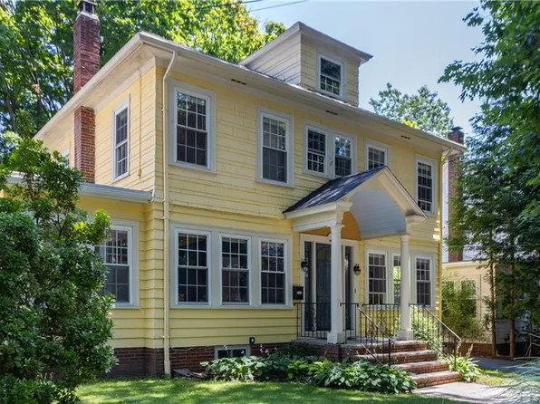 19 Cold Spring St, Providence, RI 02906