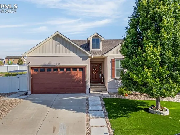 9435 Castle Oaks Dr, Fountain, CO 80817