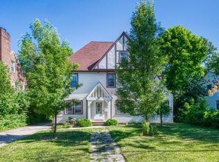 16407 Fernway Rd, Shaker Heights, OH 44120