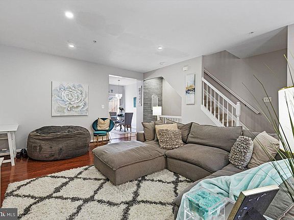 5th image of 9607 Woodyard Cir